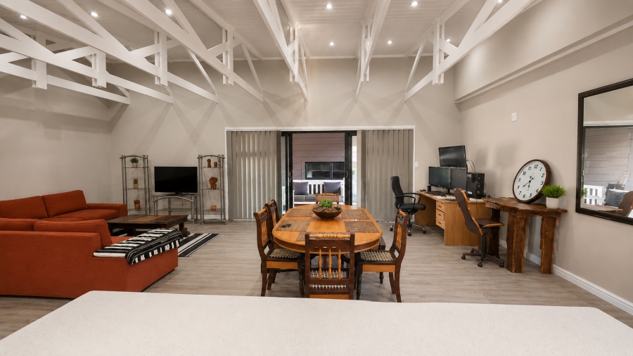 2 Bedroom Property for Sale in Sandhoogte Western Cape